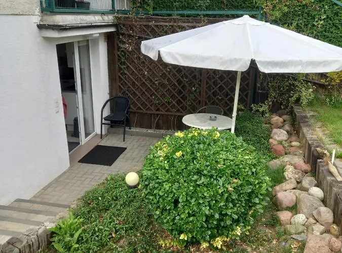 With Garden Access Apartment *