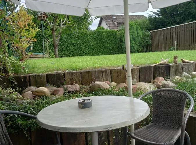 With Garden Access Apartment *